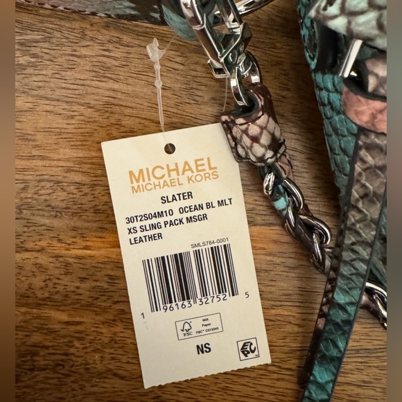 Michael Kors Slater Leather Ocean Blue Multi Snake Print Sling Pack MSGR Bag NWT - Picture 3 of 11